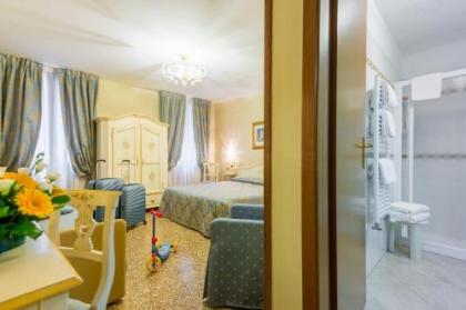 Hotel Mercurio - image 5