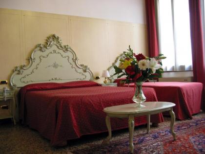 Guesthouse Ca' San Marcuola 1 - image 16