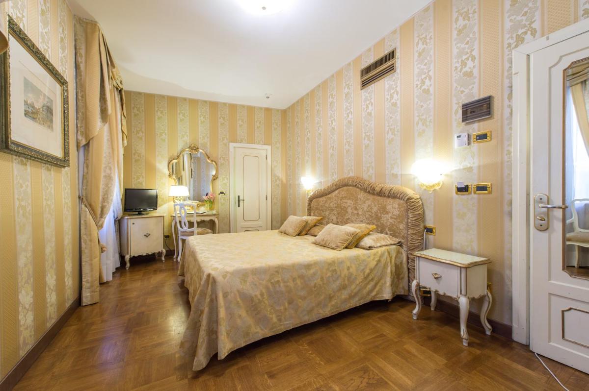 Hotel San Zaccaria - image 4