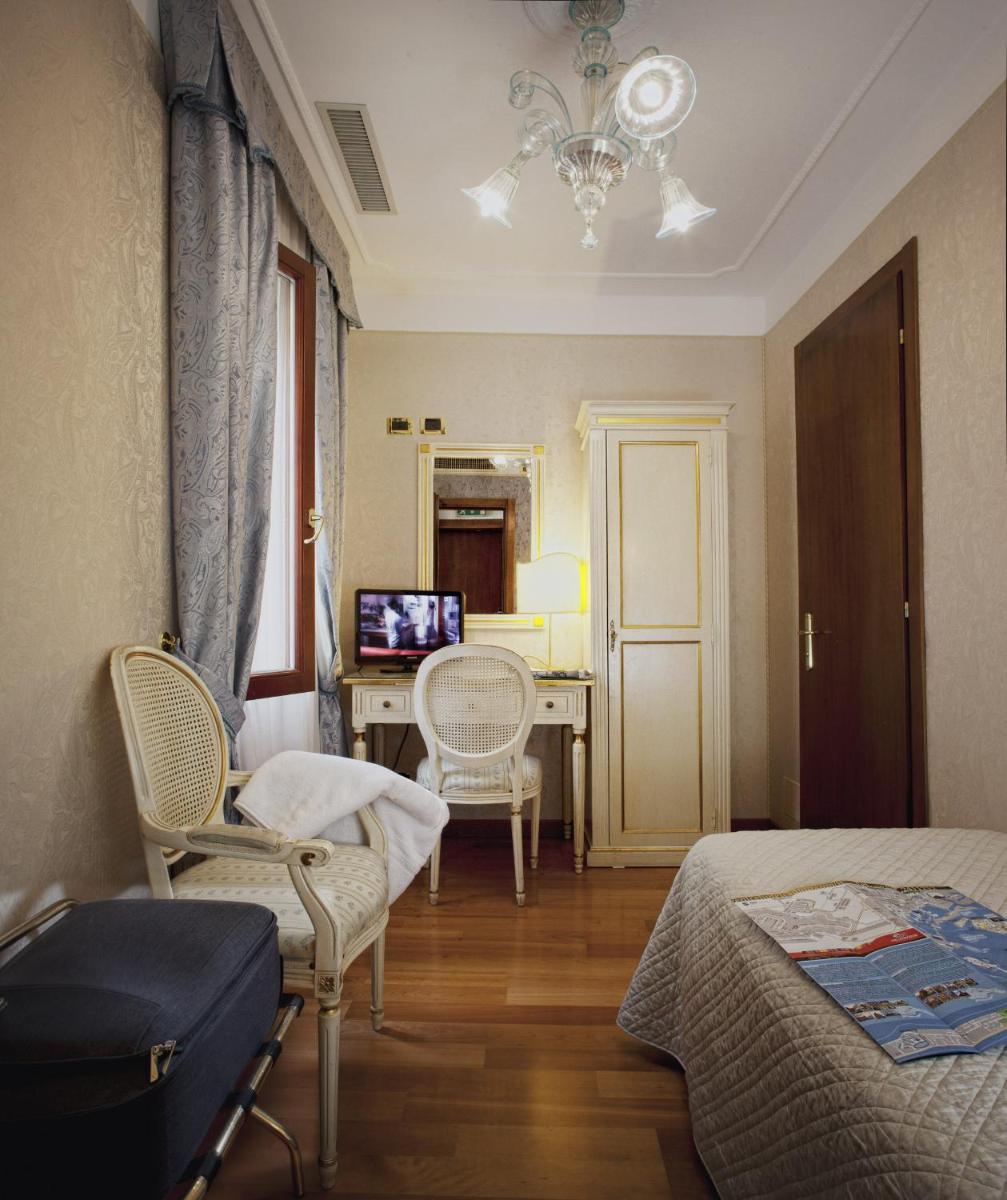 Hotel Ca' D'Oro - image 7