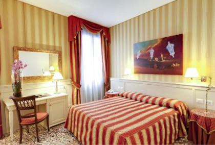 Hotel Bella Venezia - image 12