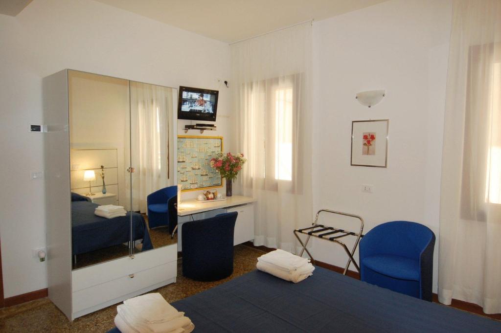 Santa Margherita Guest House - image 4