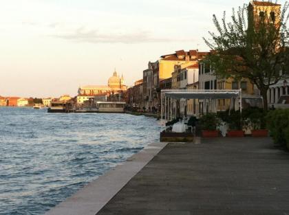 Venice Home - image 4