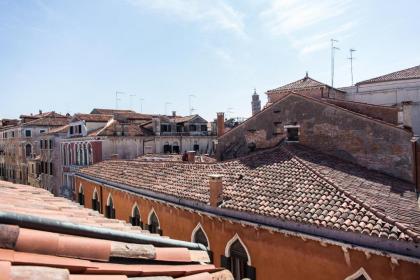 Palazzo San Luca - image 16