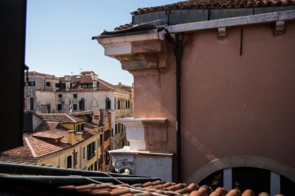 Palazzo San Luca - image 18