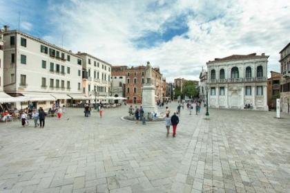 Nice Venice Apartments in San Marco - image 15