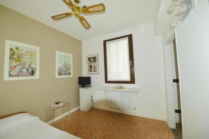 Apartment Cafoscari - image 4