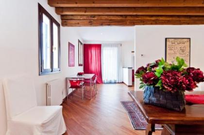 Venice Heaven Apartments - Ca Giulia apartment with private living TERRACE on last floor no lift - image 13