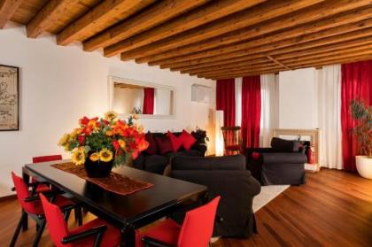 Venice Heaven Apartments - Ca Giulia apartment with private living TERRACE on last floor no lift - image 14