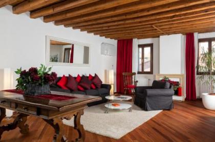 Venice Heaven Apartments - Ca Giulia apartment with private living TERRACE on last floor no lift - image 16