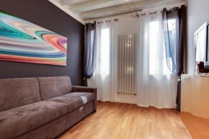 Charming Castello Apartments - image 19