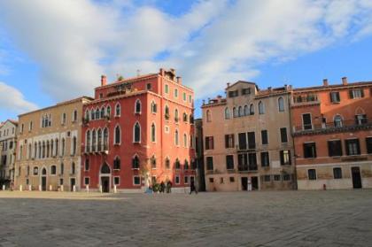 Sant'Angelo - Fenice Apartments in Venice - image 1