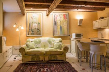 Sant'Angelo - Fenice Apartments in Venice - image 7