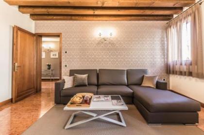 Ca' Del Monastero 3 Collection Apartment for 4 Guests with Lift - image 9