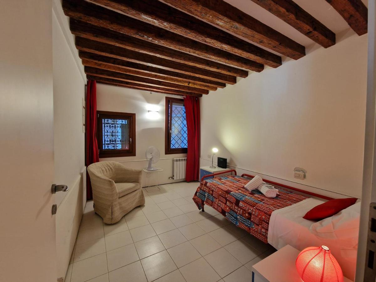 Veneziacentopercento Rooms - image 5