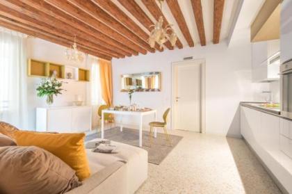 San Teodoro Palace - Luxury Apartments - image 2