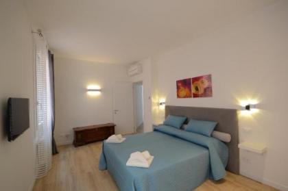 Rialto Bridge Luxury apartment - image 15