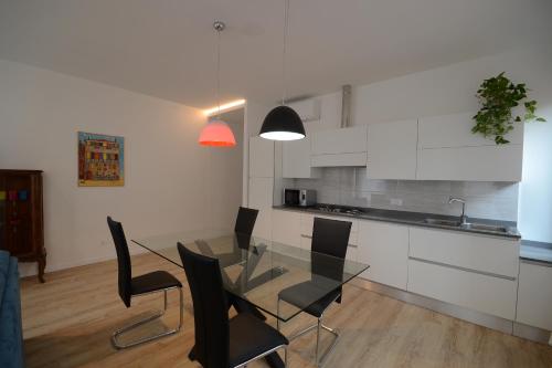 Rialto Bridge Luxury apartment - image 7