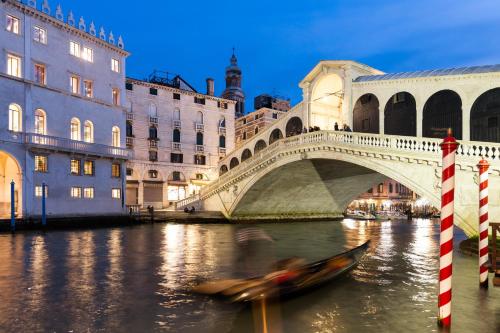 San Polo Near Rialto Fish Market - image 5