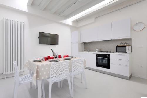 Bacchus Venice Residence - image 3