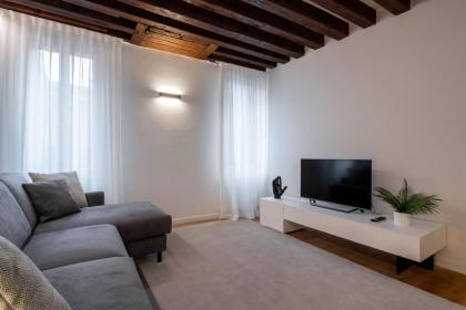 Sant'Angelo Apartment by Wonderful Italy - image 18