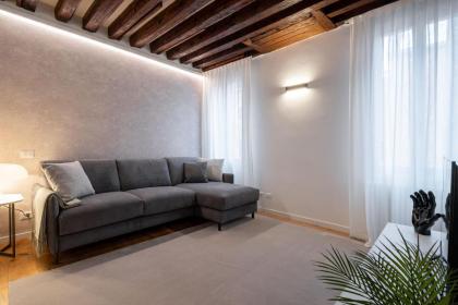 Sant'Angelo Apartment by Wonderful Italy - image 20