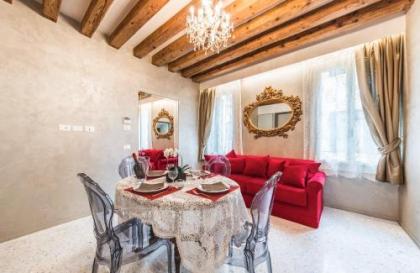 Rialto Luxury Flat - image 20