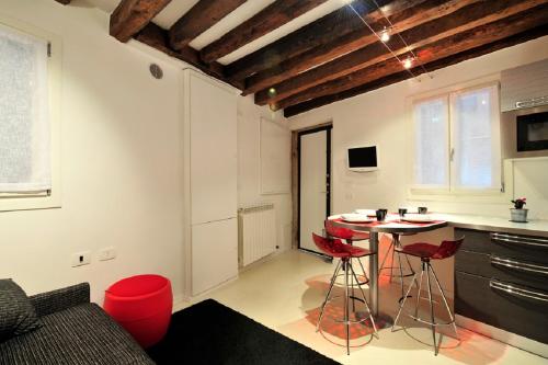 San Marco pied-a-terre - Accademia - image 3