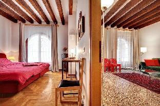 Saint's Mark Apartment Venice - image 5