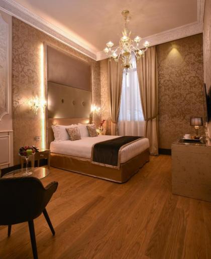 Santa Croce Boutique Hotel - image 1