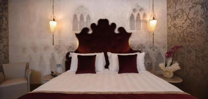 Santa Croce Boutique Hotel - image 14