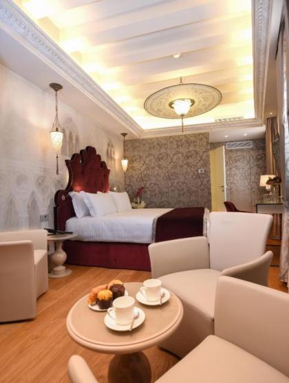 Santa Croce Boutique Hotel - image 17