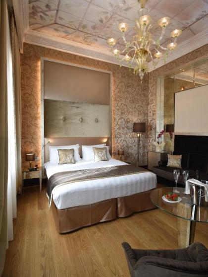 Santa Croce Boutique Hotel - image 3