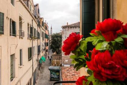 Doge's Pantheon & St.Mark School in Hidden Venice - image 18