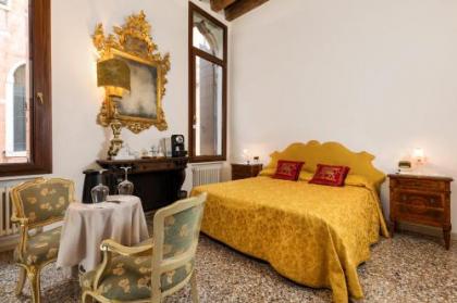 Luxury Venetian Rooms - image 6