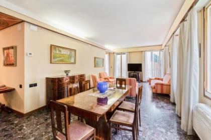 Venice Castello Elegant Apartment - image 6