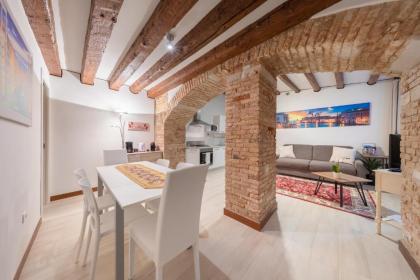 Ca' del Pozzo Loft Apartment - image 17