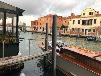 Ca’ delle Erbe Spettacolare vista sul canale - image 4