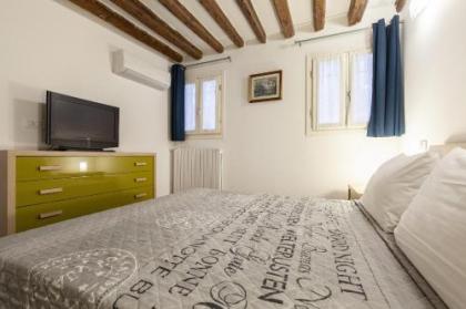 San Giacomo pied-a-terre house - image 20