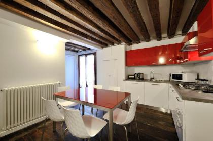 Red Rose - Grande apt in un palazzo storico - image 5