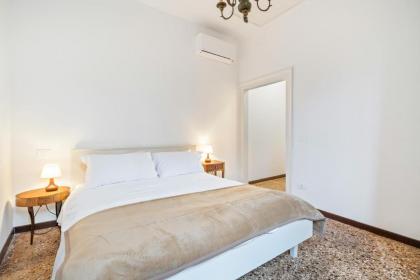 Del Remer Apartment - 5mins from San Marco sq - image 11