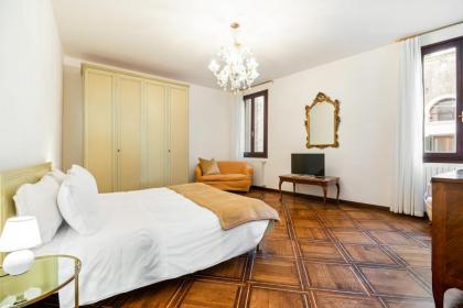 Del Remer Apartment - 5mins from San Marco sq - image 9