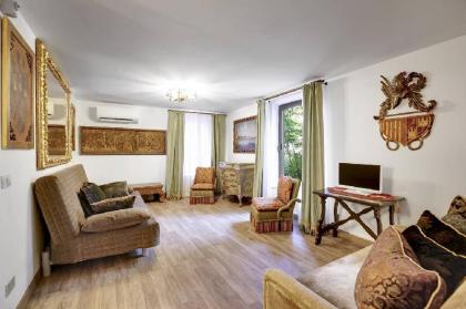 VENETIAN DREAM APARTMENT ON DORSODURO DISTRICT - image 2