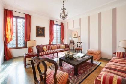 Ca' Fenice charming apartment in San Marco sleep 7 - image 1