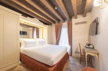 Hotel Villa Barbarich Venice Mestre - image 17