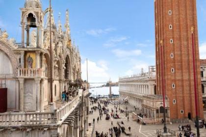 Due Leoni Terrace In St Mark's Square - image 9