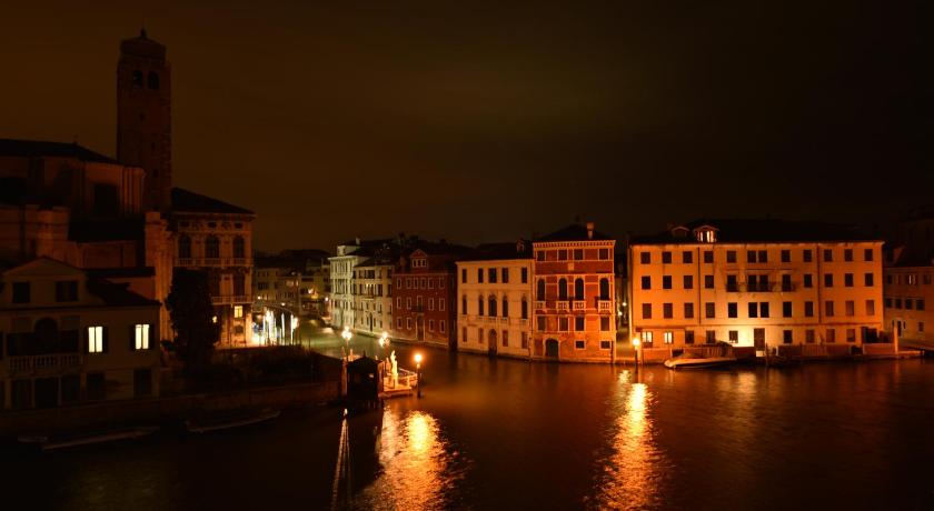 Bed and breakfast Vista sul Canal Grande - image 4