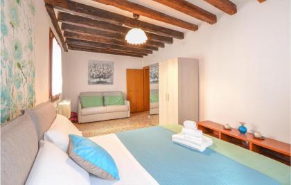 Nice apartment in Venezia with 2 Bedrooms and WiFi - image 18