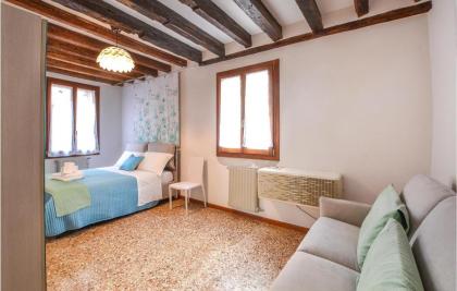 Nice apartment in Venezia with 2 Bedrooms and WiFi - image 19