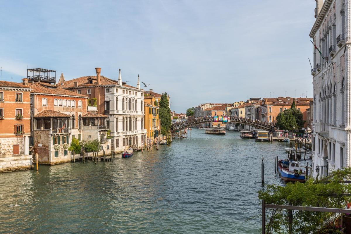 Ca' Mainella Grand Canal - image 3